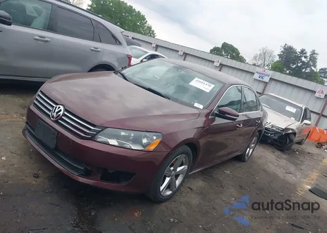 2013 Volkswagen Passat 2.5L Se из США, поврежденный, VIN 1VWBH7A39DC007940